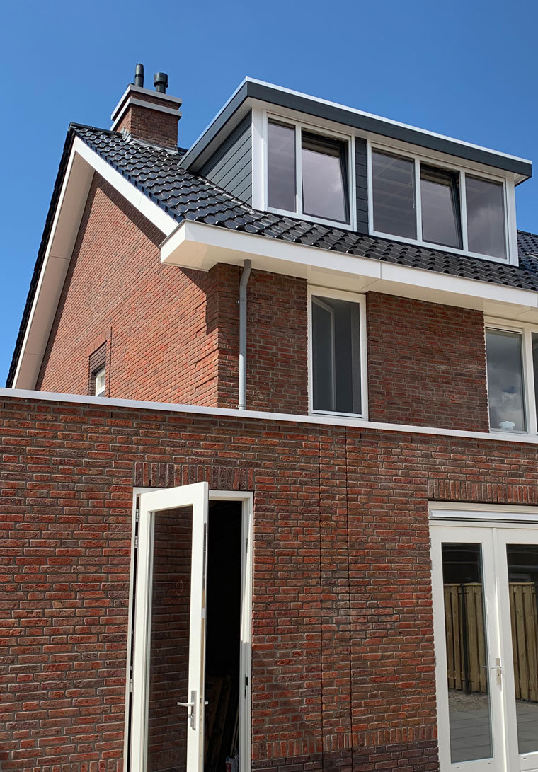Vraag vrijblijvend een offerte aan voor een dakkapel in Hoogvliet Dakkapel offerte voor Hoogvliet aanvragen